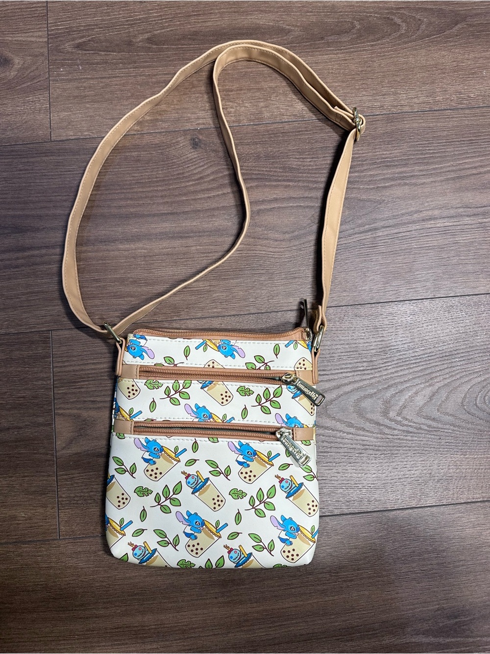 Disney Loungefly Lilo & Stitch Bobs Tea Crossbody Bag Scrump White Vegan Leather